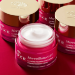 Firming Powdery Cream, Merveillance Lift - Image 2